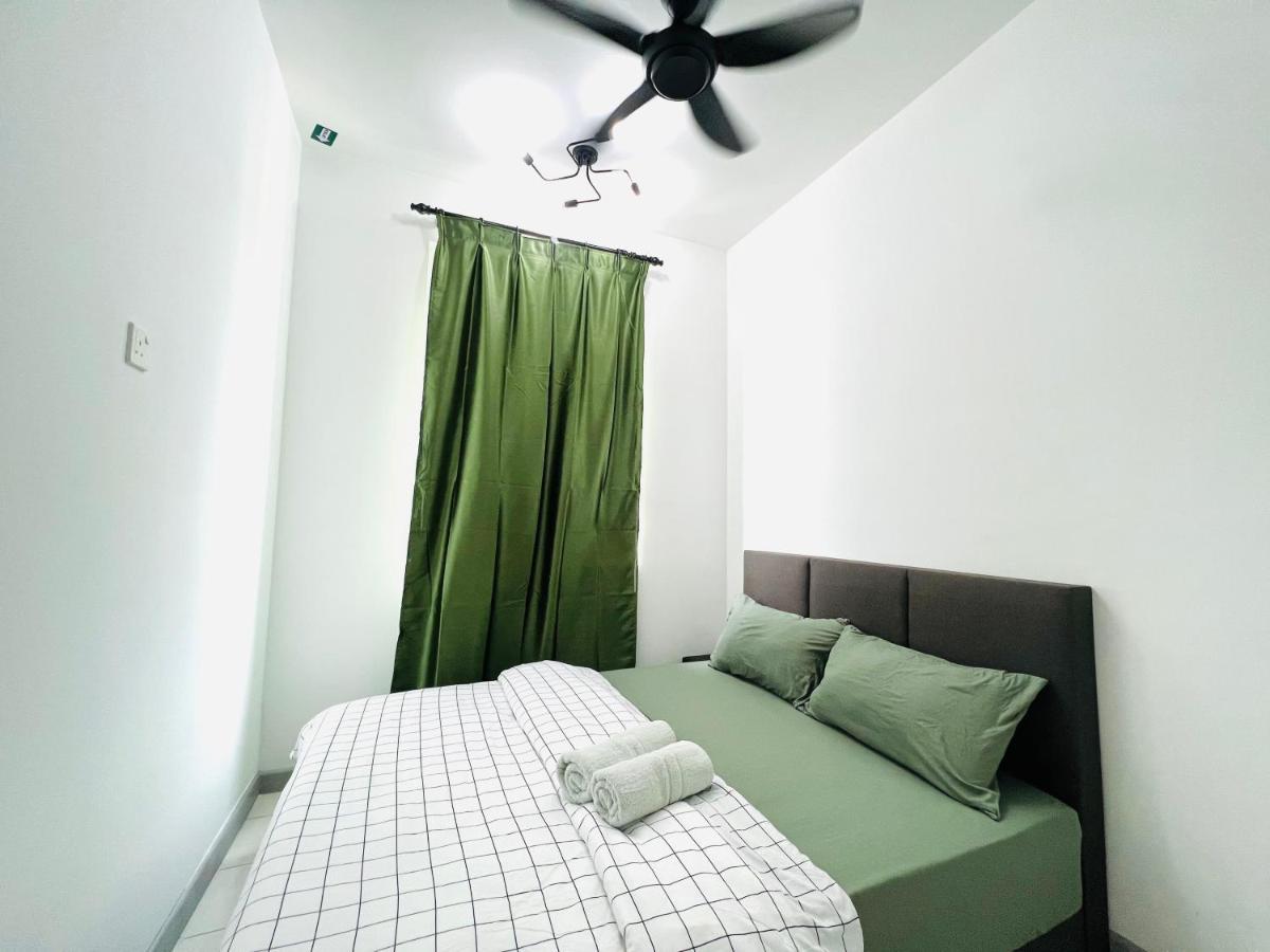 Ureshii Homestay Ladang Tanjung Kuala Terengganu With Pool 외부 사진